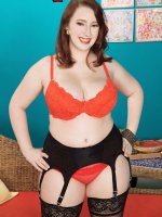 Meet Felicia Clover - Big Tits